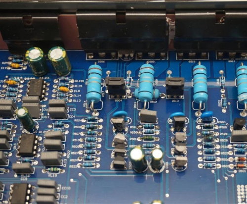 Усилитель ZAPCO Z-150.2 II. Цена – 67 990 руб. фото 2 Усилитель ZAPCO Z-150.2 II. Цена – 67 990 руб. фото 2